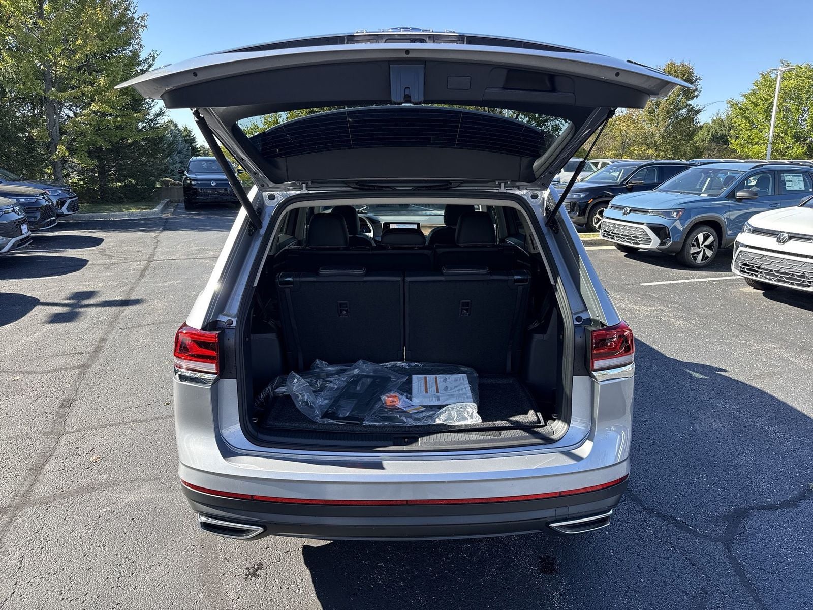 2026 Volkswagen Atlas 2.0T SE