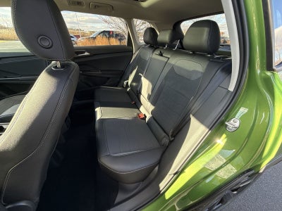 2026 Volkswagen Taos 1.5T SE Black