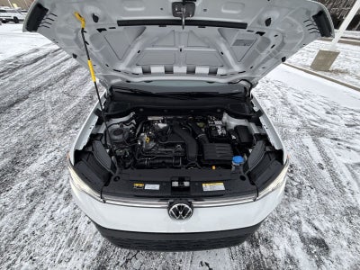 2026 Volkswagen Taos 1.5T SE Black