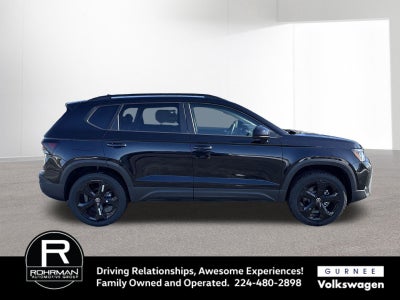 2026 Volkswagen Taos 1.5T SE Black