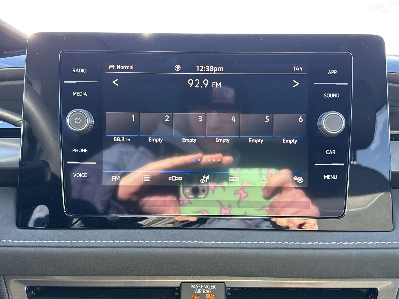 2026 Volkswagen Taos 1.5T SE Black