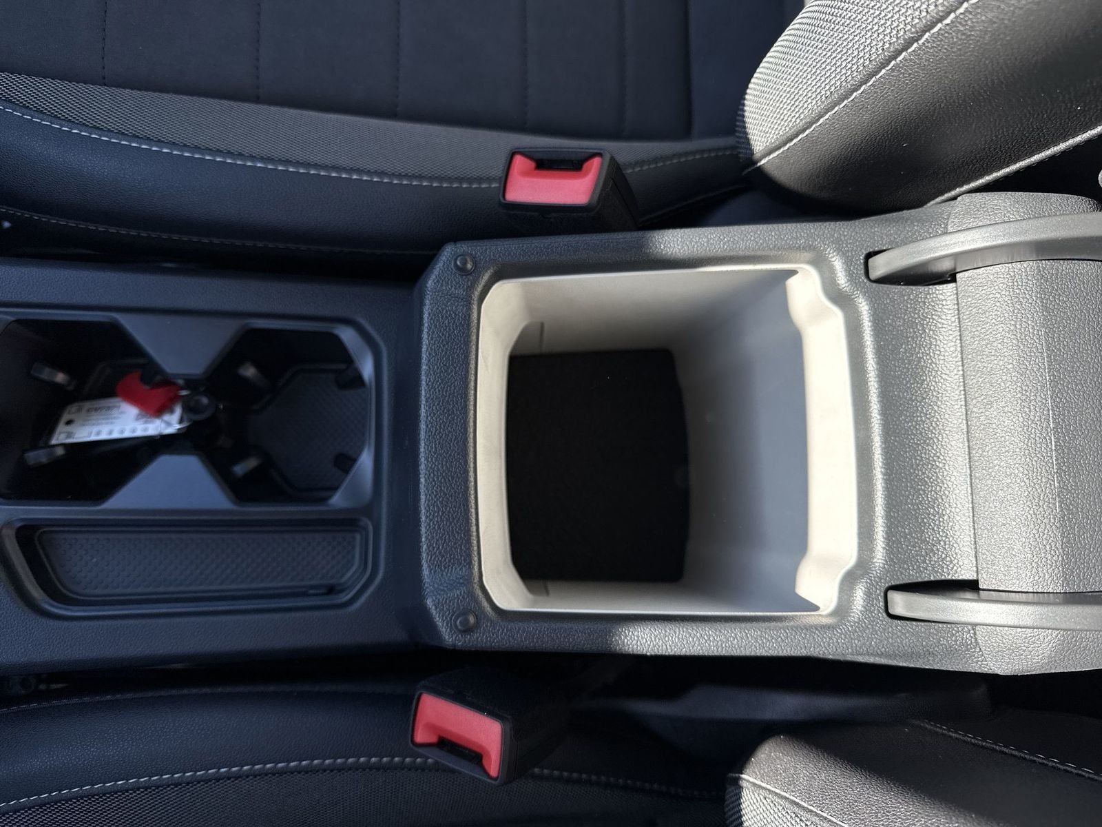 2026 Volkswagen Taos 1.5T SE Black