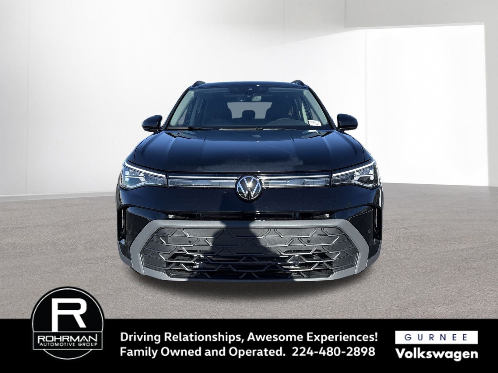 2026 Volkswagen Taos 1.5T SE Black