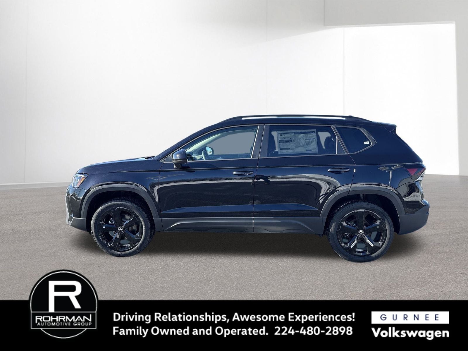 2026 Volkswagen Taos 1.5T SE Black