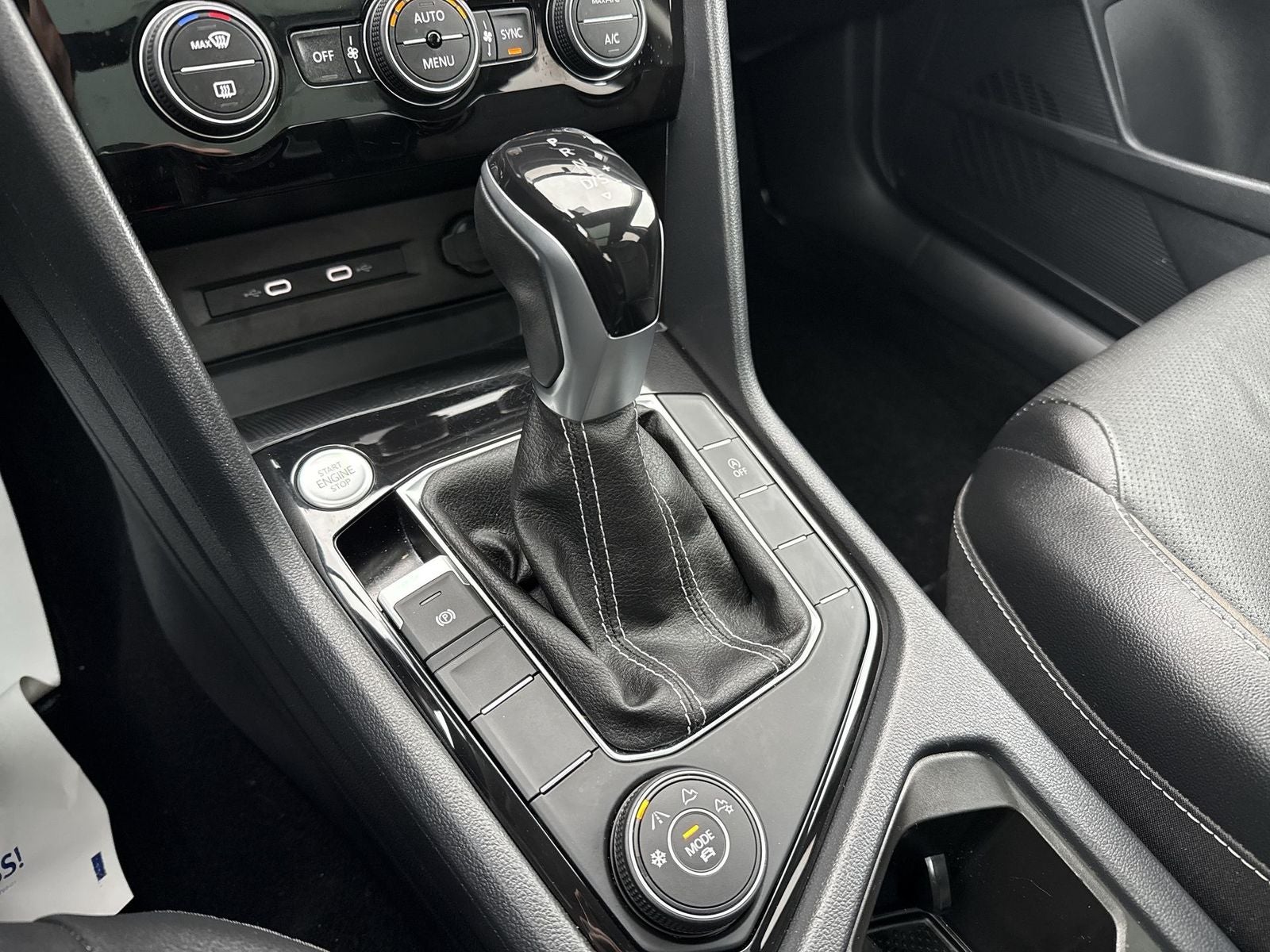 2023 Volkswagen Taos 1.5T SEL