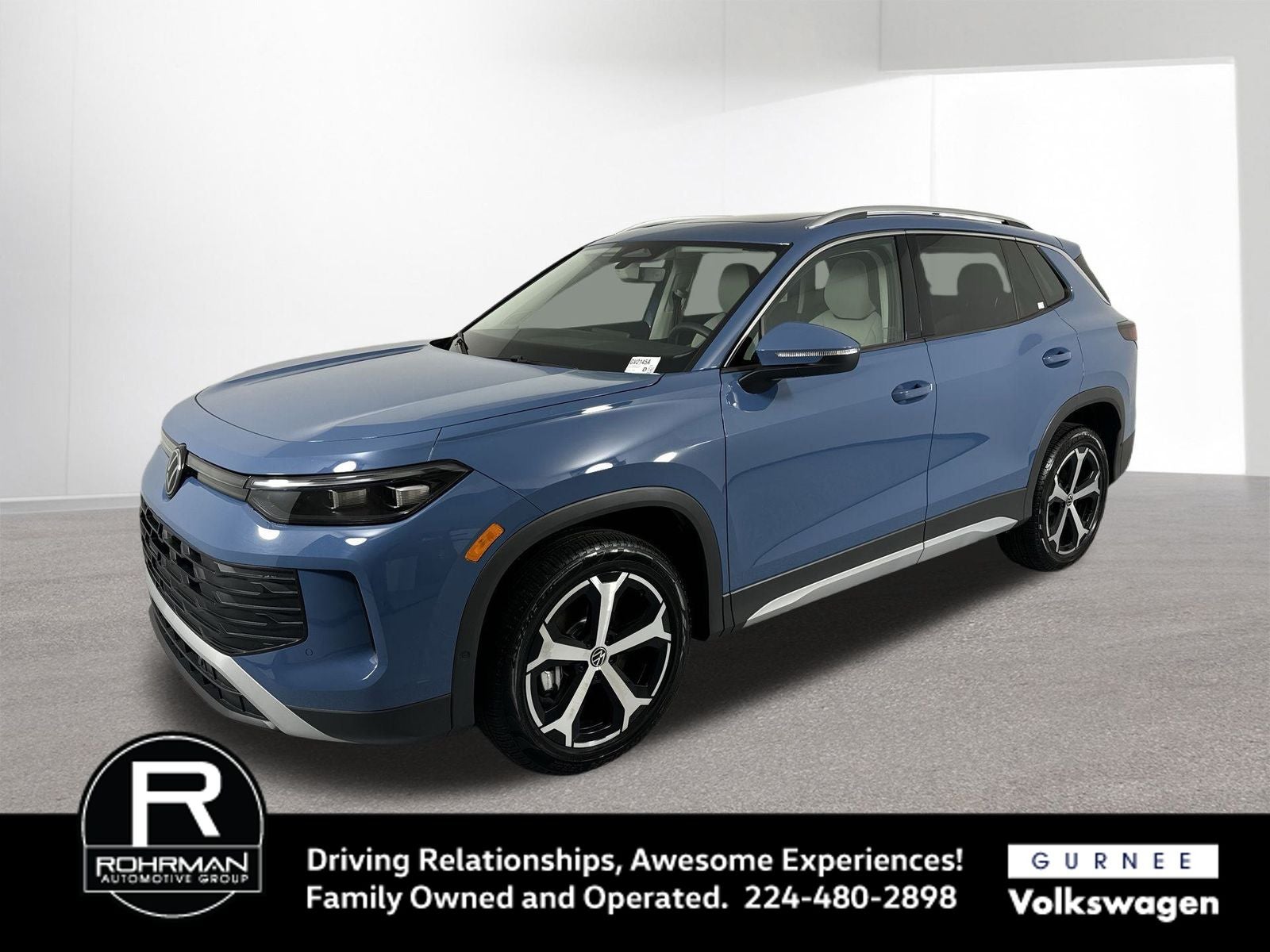 2025 Volkswagen Tiguan 2.0T SE