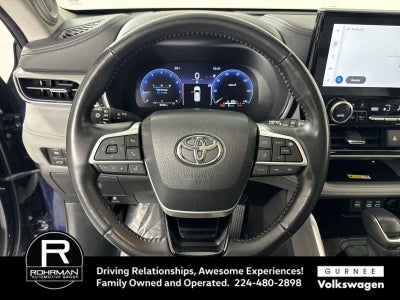 2023 Toyota Highlander Platinum