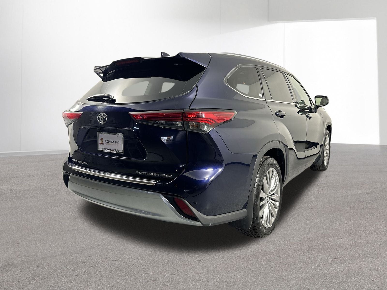 2023 Toyota Highlander Platinum