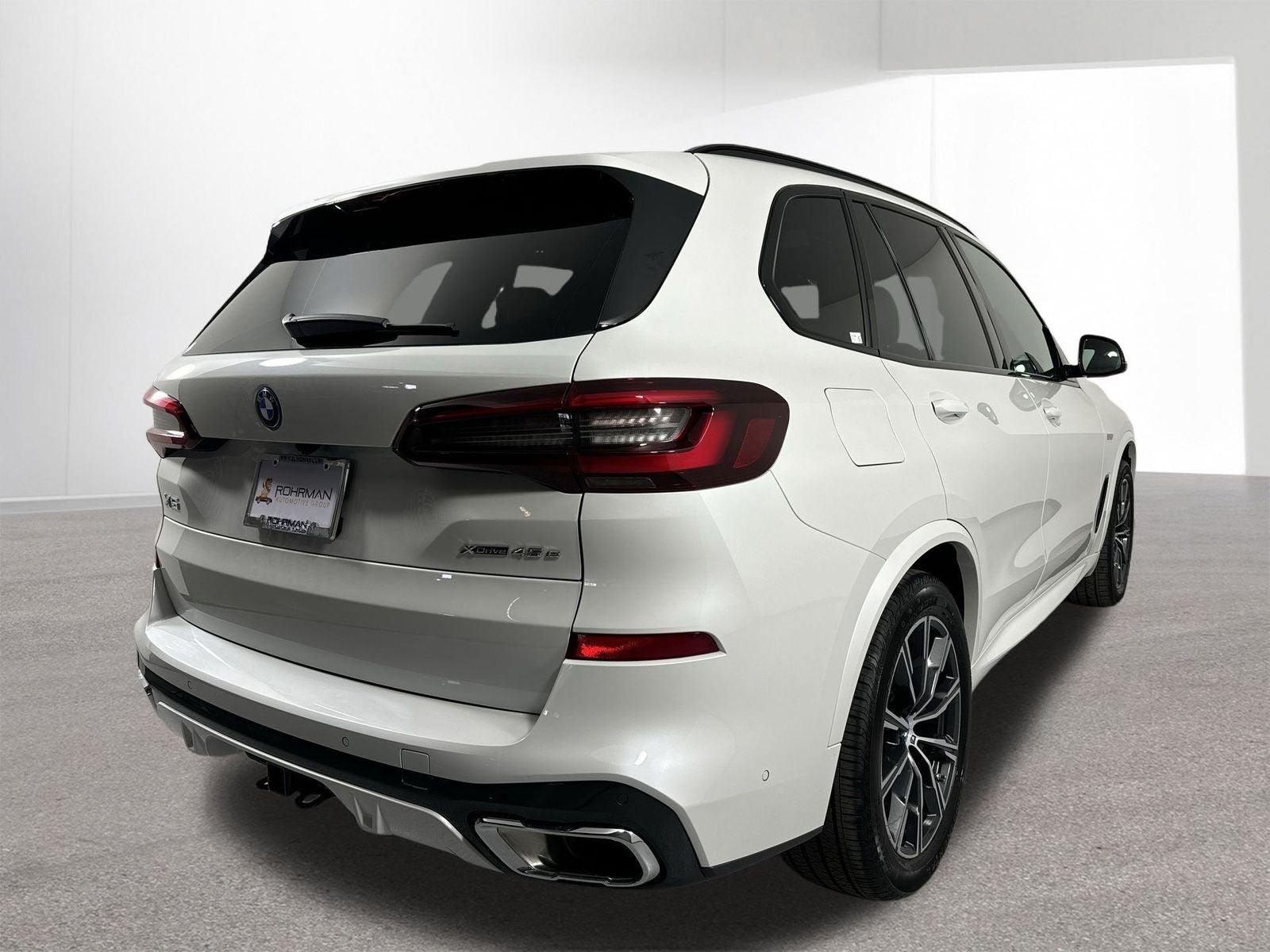2023 BMW X5 xDrive45e