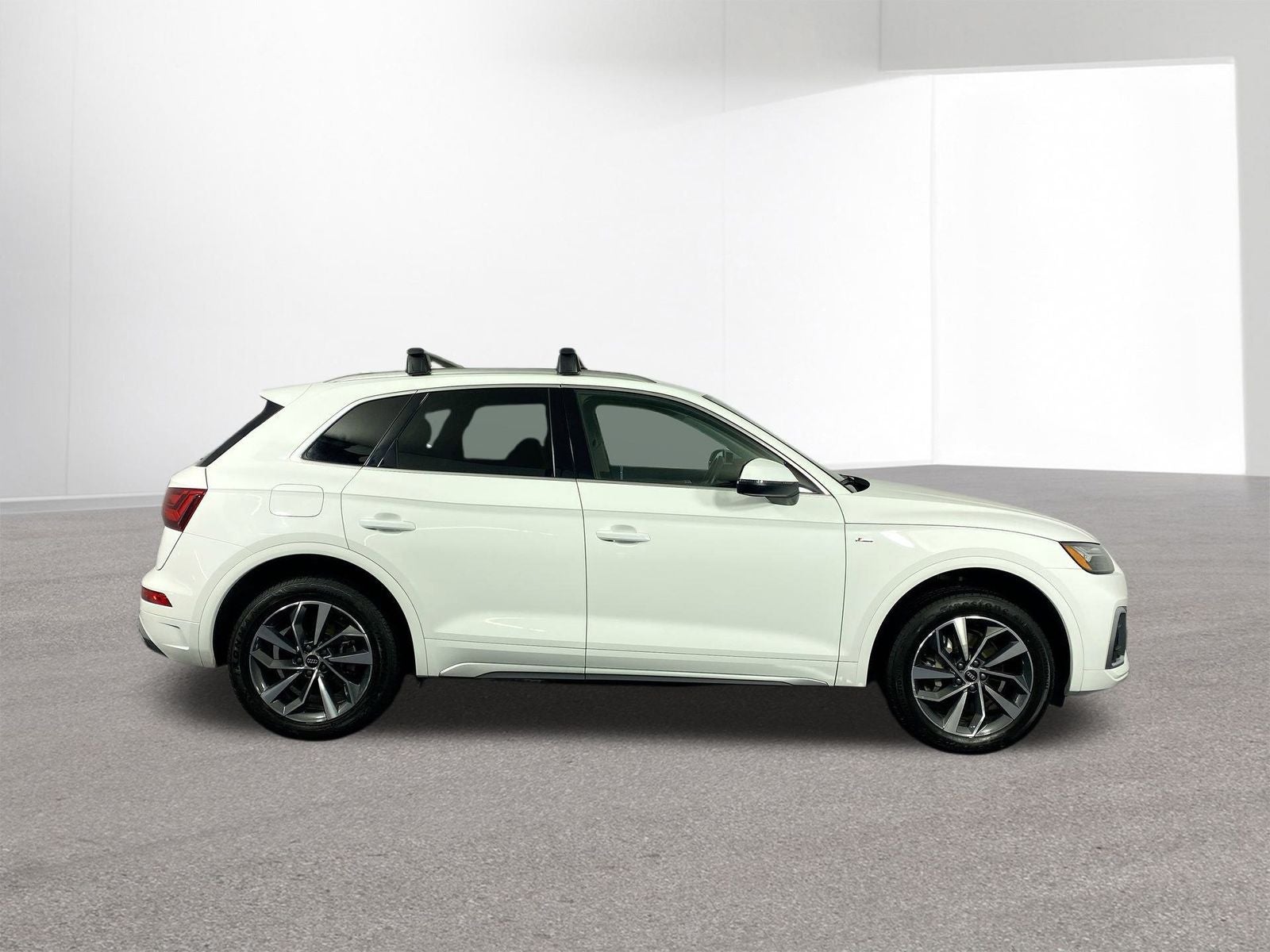 2022 Audi Q5 45 S line Premium Plus quattro