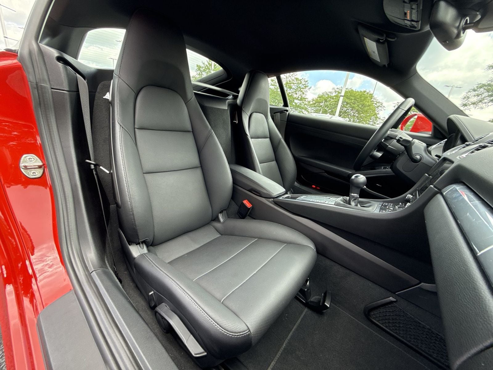 2022 Porsche 718 Cayman S