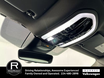 2023 Porsche Macan Base