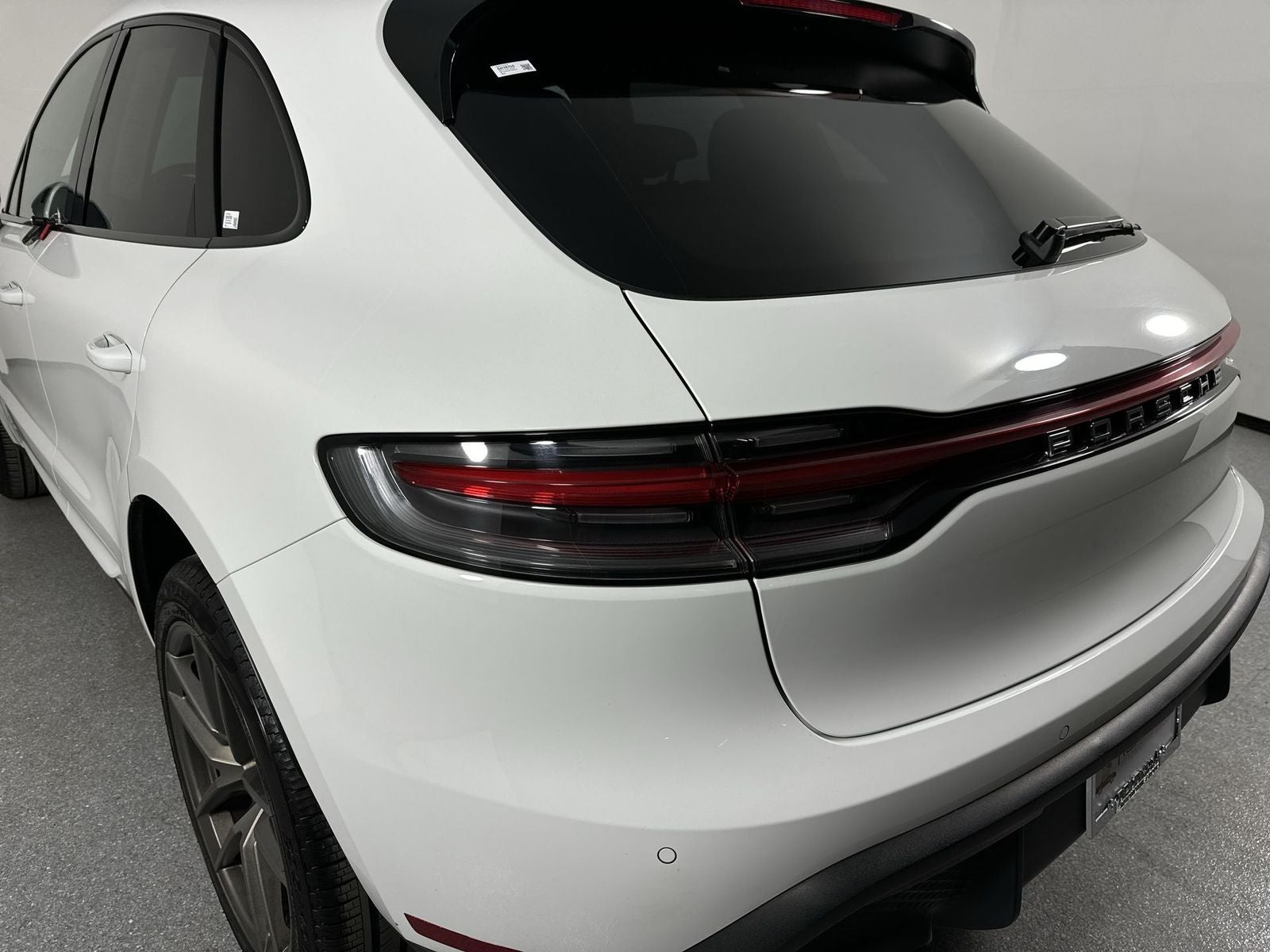 2023 Porsche Macan Base