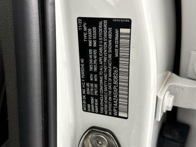 2023 Porsche Macan Base