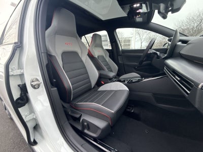 2026 Volkswagen Golf GTI 2.0T SE