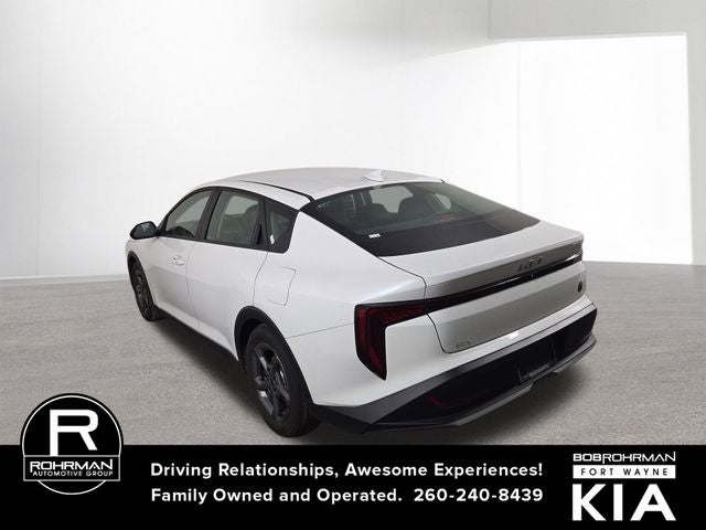 2025 Kia K4 LXS