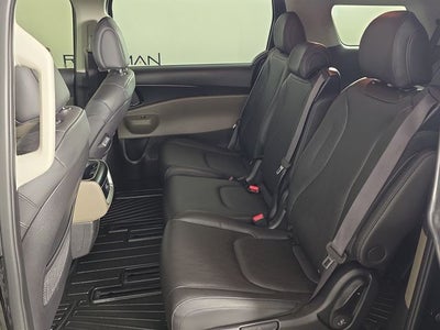 2025 Kia Carnival LXS