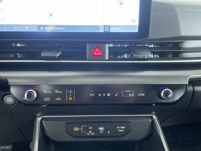 2026 Kia Carnival SX