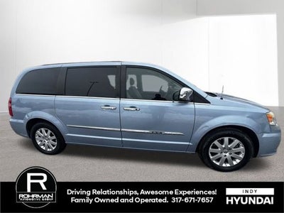 2012 Chrysler Town & Country Touring-L