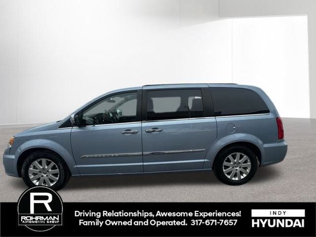 2012 Chrysler Town & Country Touring-L