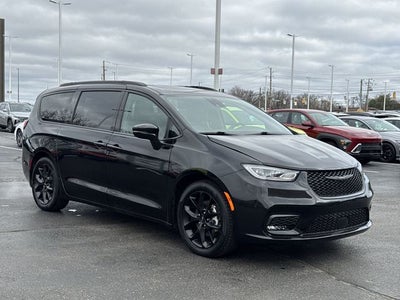 2025 Chrysler Pacifica Limited