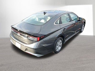 2025 Hyundai Sonata SE