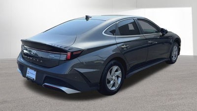 2025 Hyundai Sonata SE