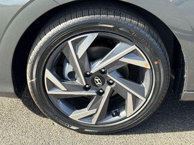 2026 Hyundai Elantra Hybrid Limited