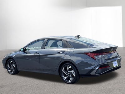 2025 Hyundai Elantra Hybrid Limited