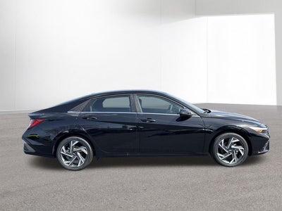 2026 Hyundai Elantra Hybrid Limited