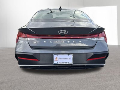 2025 Hyundai Elantra SEL Convenience