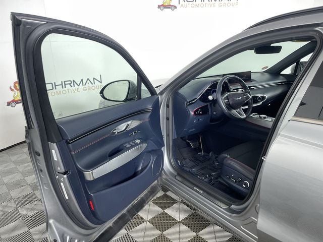 2023 Genesis GV70 2.5T