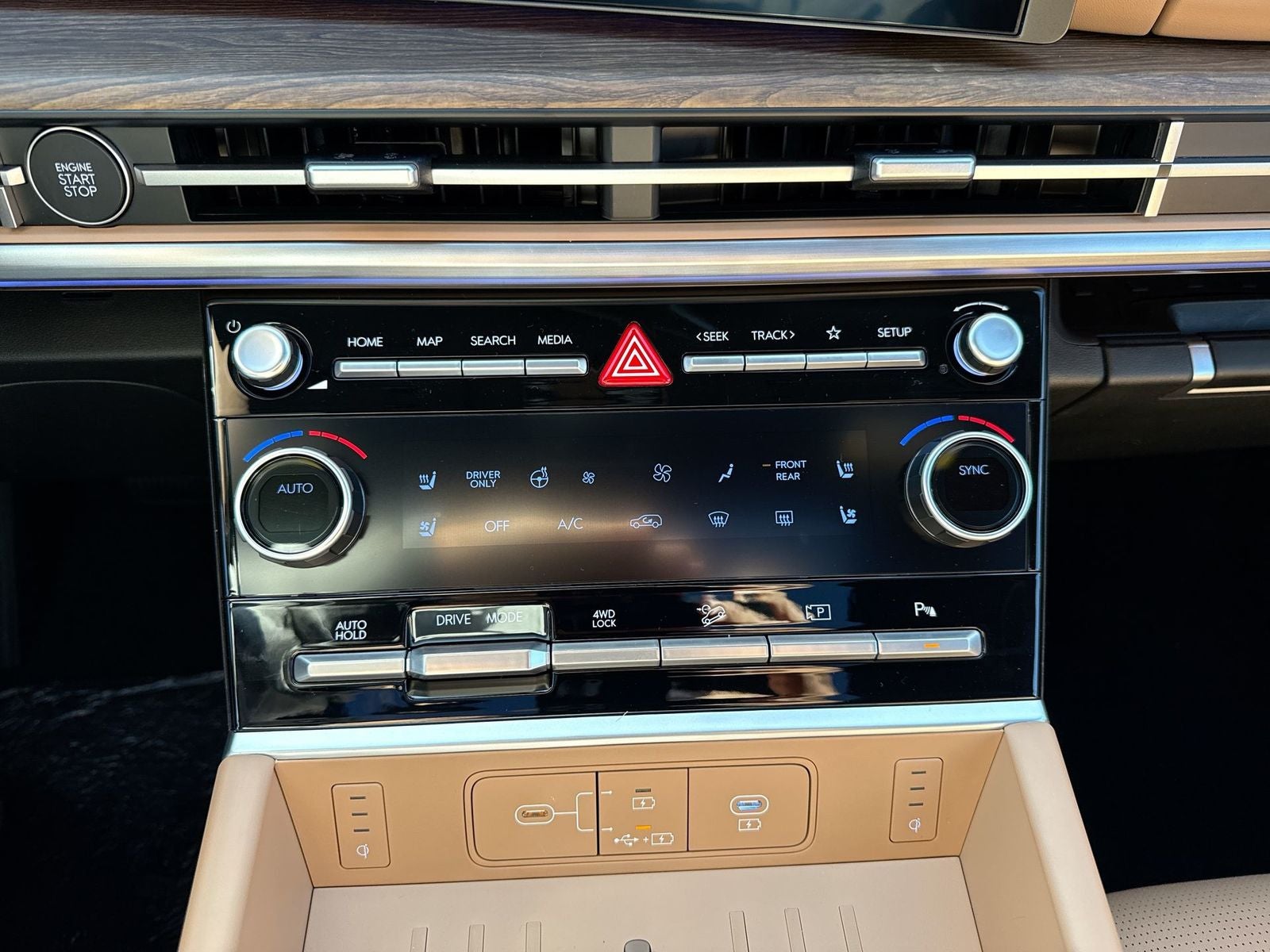 2026 Hyundai Santa Fe Hybrid Limited