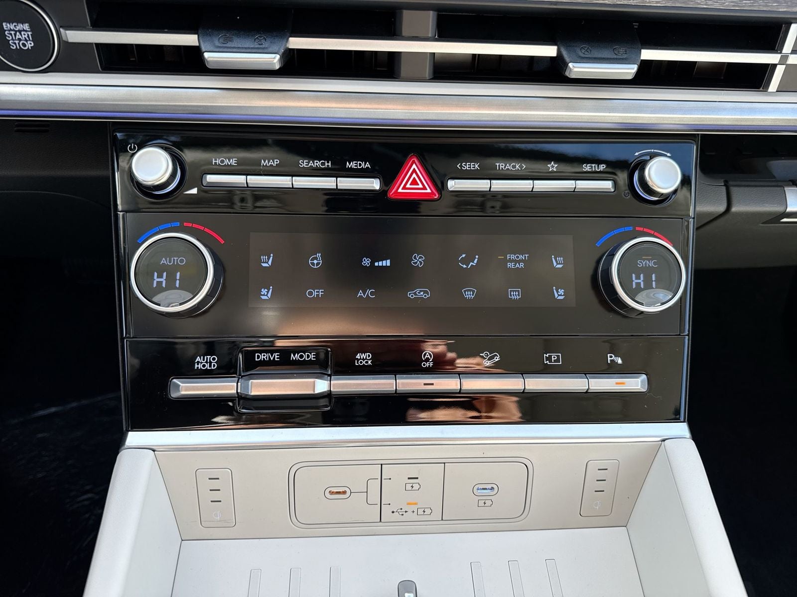 2026 Hyundai Santa Fe Calligraphy