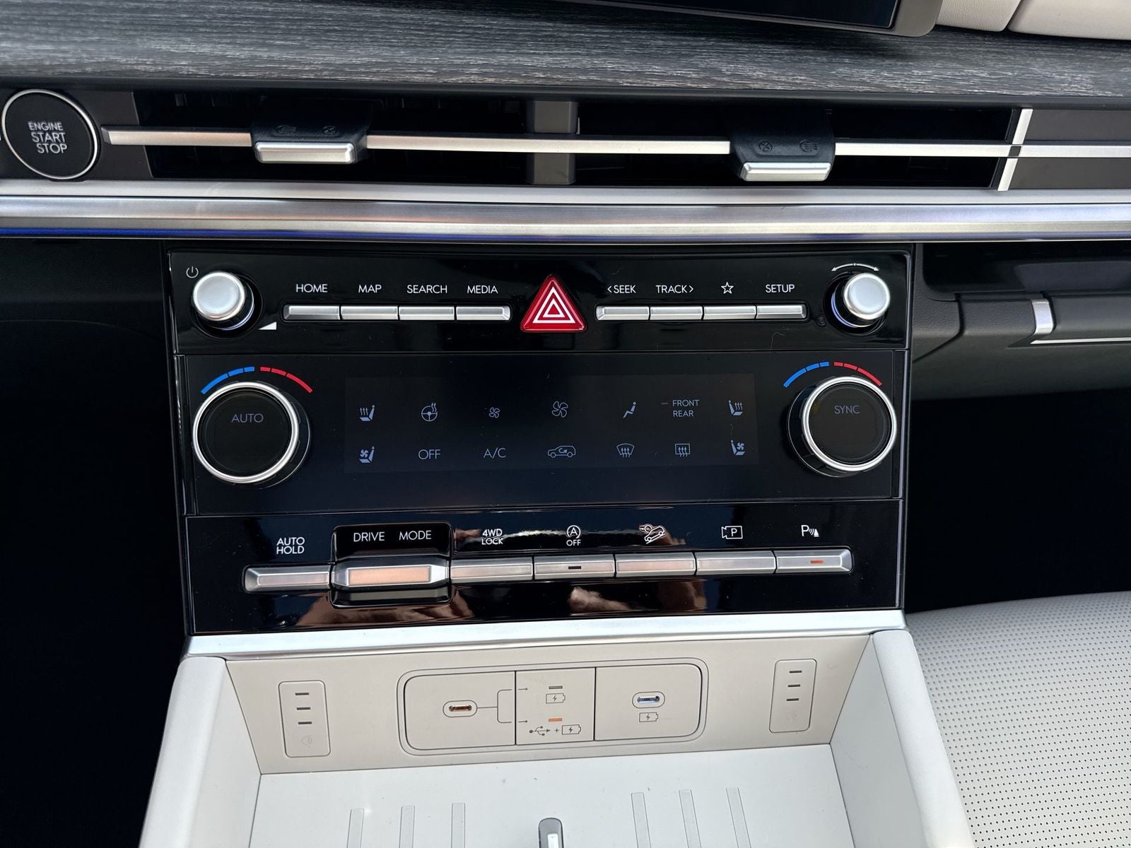 2026 Hyundai Santa Fe Calligraphy