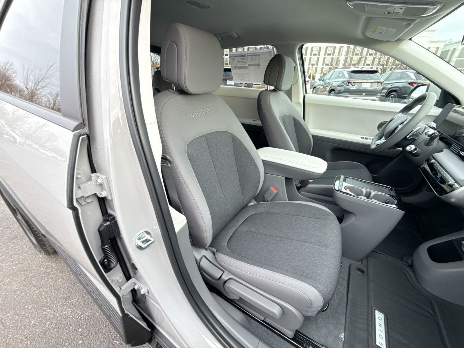 2026 Hyundai IONIQ 5 SE