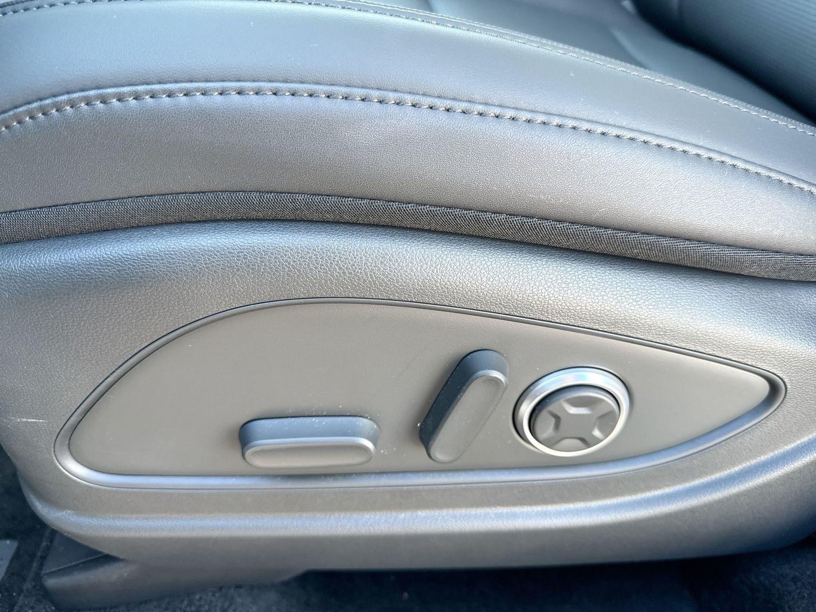 2026 Hyundai Palisade SEL Premium 7 Passenger