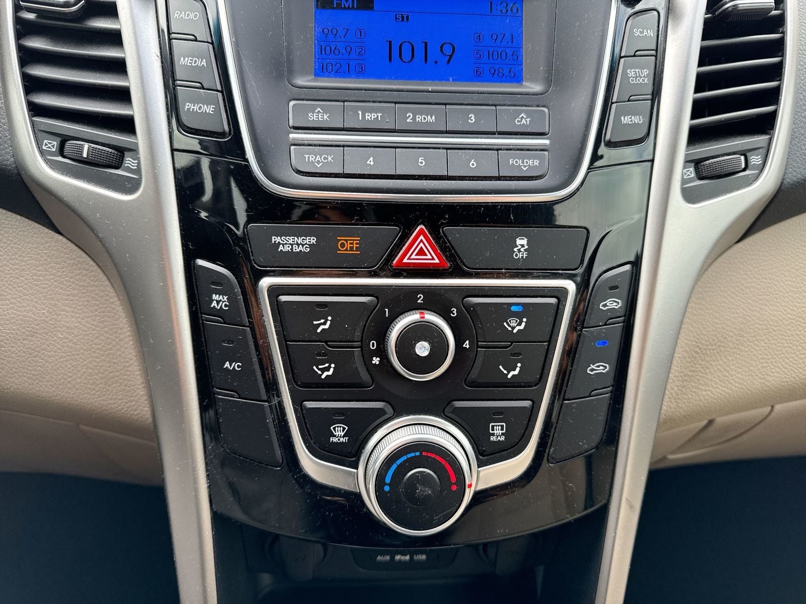 2017 Hyundai Elantra GT Base