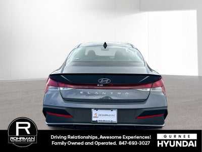 2025 Hyundai Elantra SEL Sport