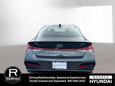 2025 Hyundai Elantra SEL Sport