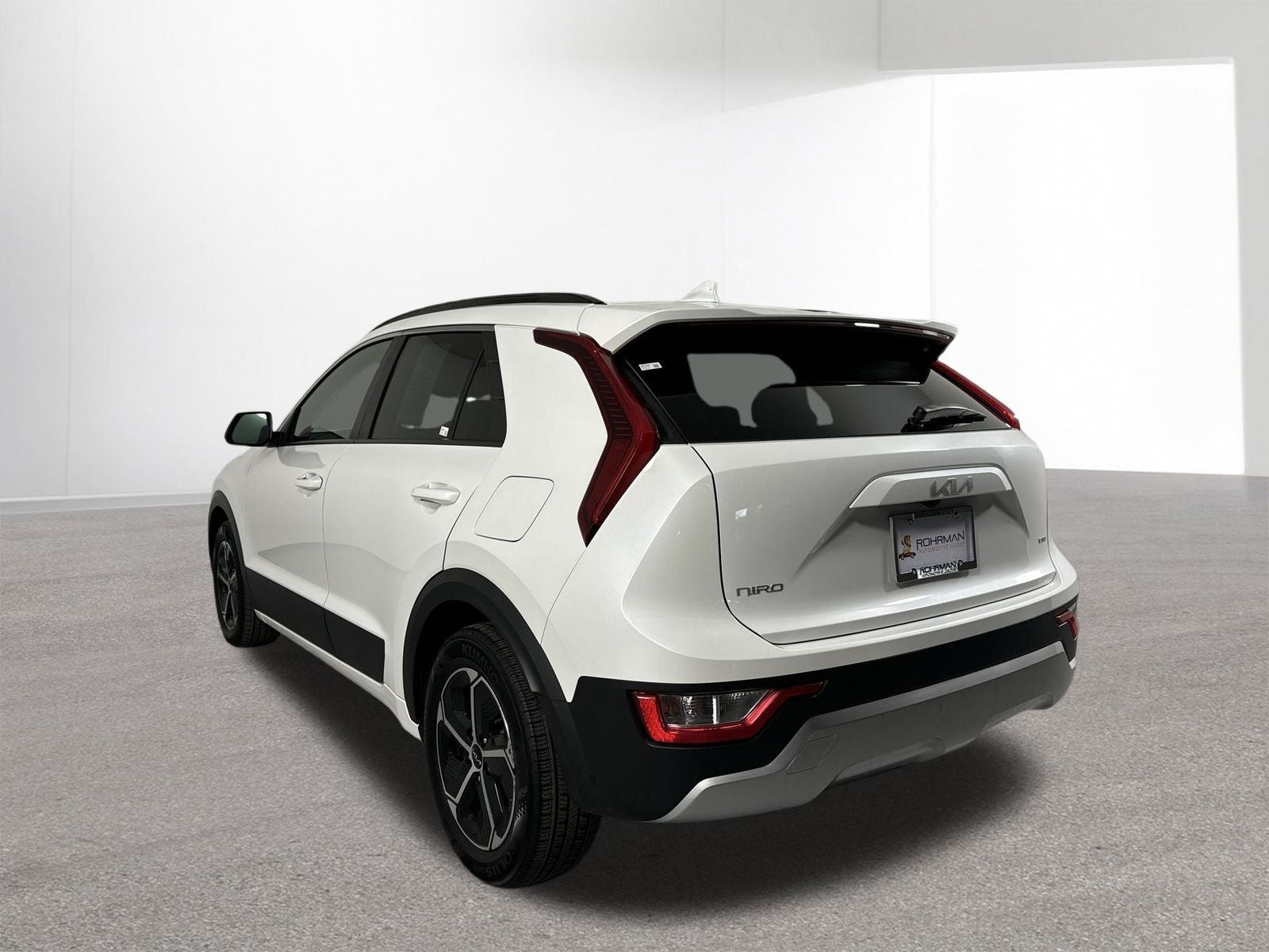 2023 Kia Niro LX