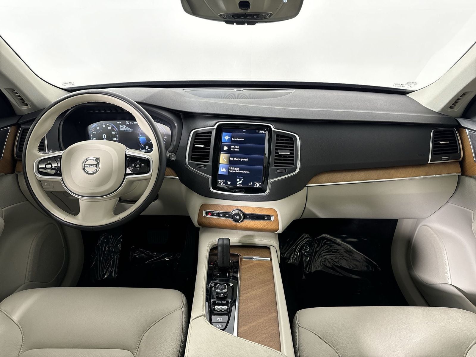 2021 Volvo XC90 Recharge Plug-In Hybrid T8 Inscription Expression 7 Passenger