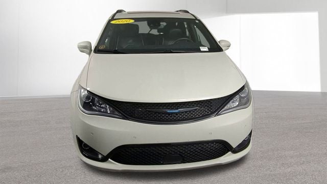 2020 Chrysler Pacifica Hybrid Limited