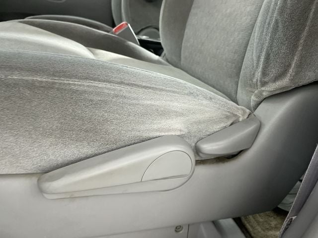 2005 Toyota Sienna CE