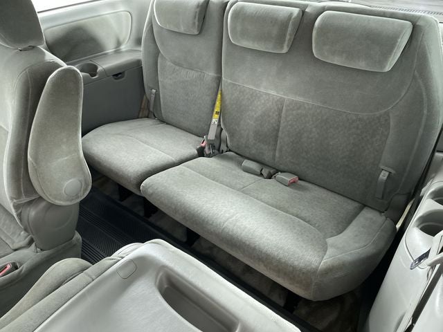 2005 Toyota Sienna CE