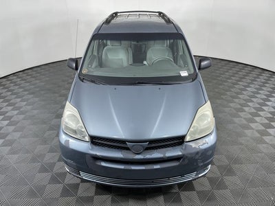 2005 Toyota Sienna CE