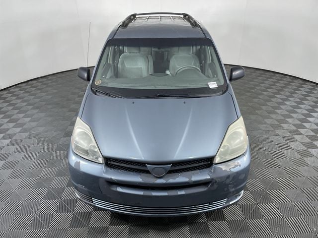2005 Toyota Sienna CE