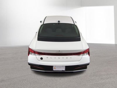 2026 Hyundai Elantra SE