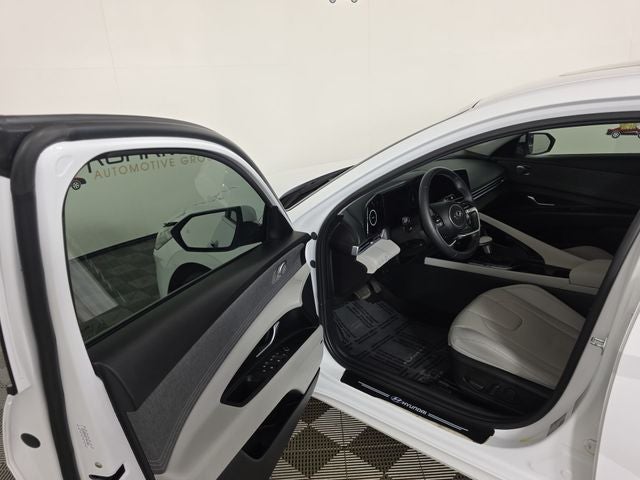 2022 Hyundai Elantra Hybrid Limited