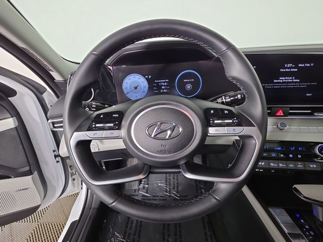 2022 Hyundai Elantra Hybrid Limited